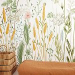 Pasztell színű mezei virágmintás tapéta panel